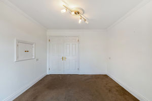 Dining Room - click for photo gallery